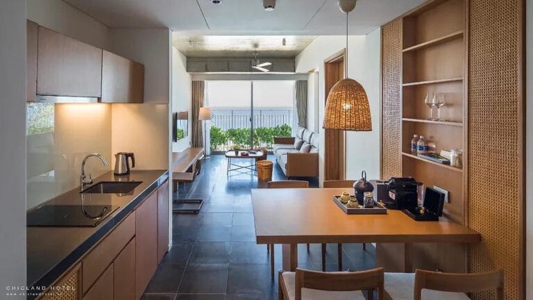 Best beachfront hotels in Da Nang