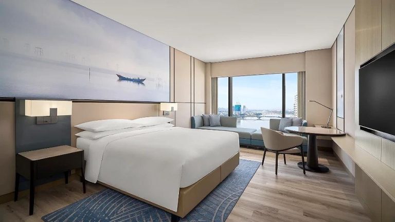 Accommodation near Han River