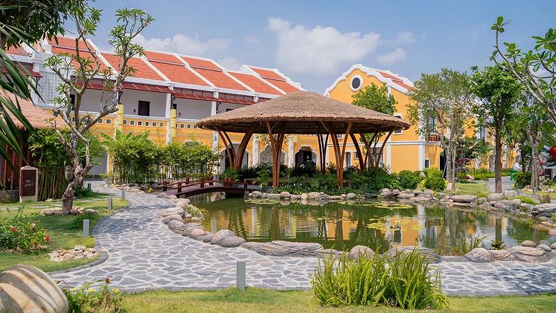 Luxury resort in Hoi An