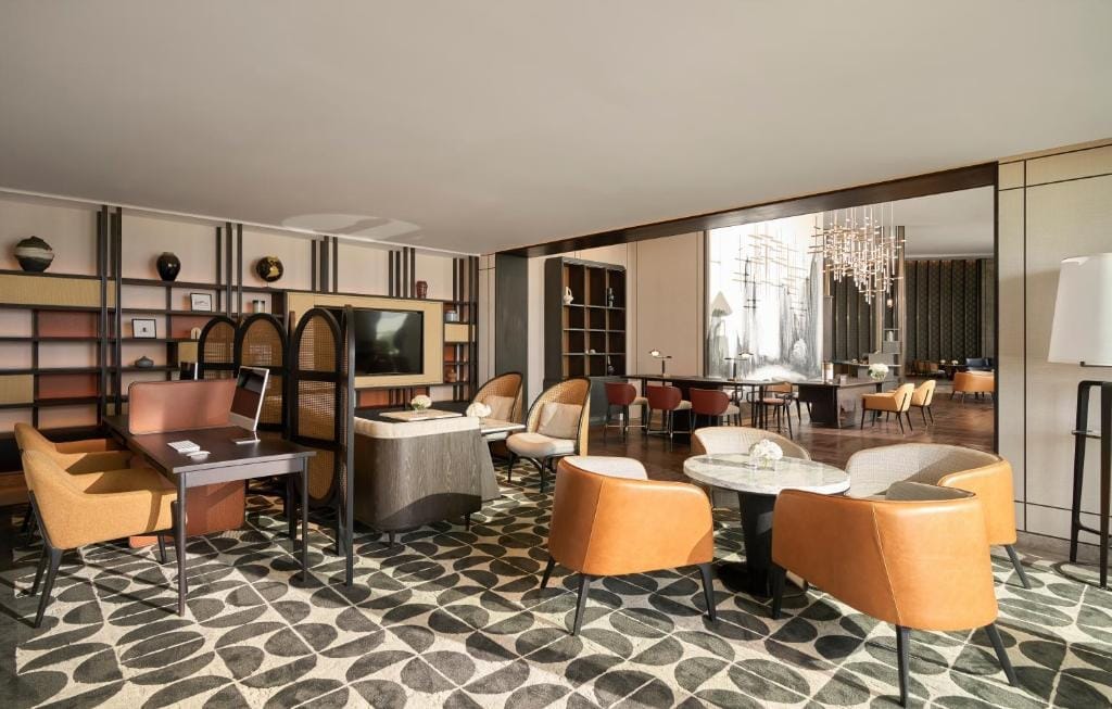 Luxury resort in Ha Long Bay