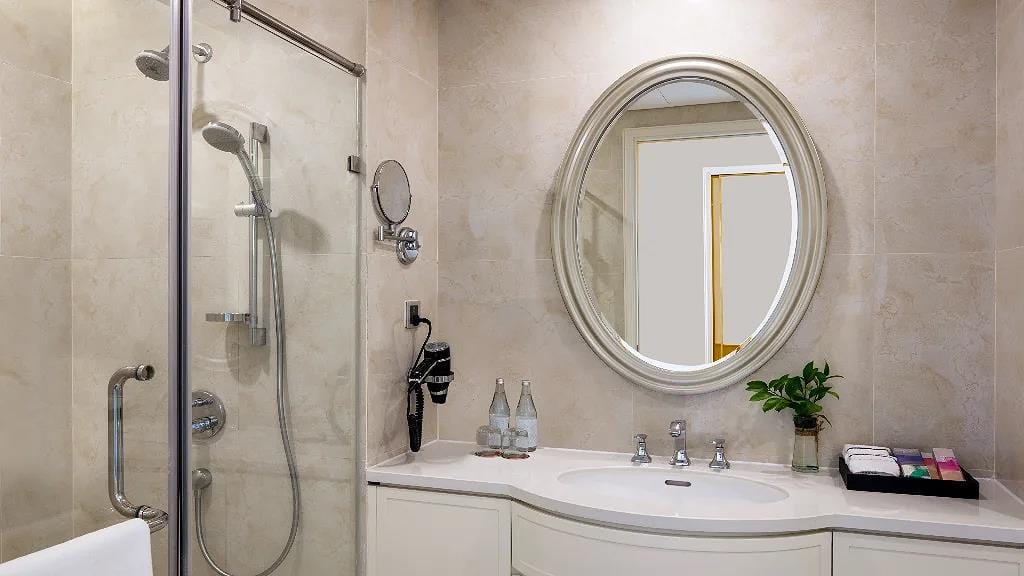 Luxury hotel in Da Nang city center