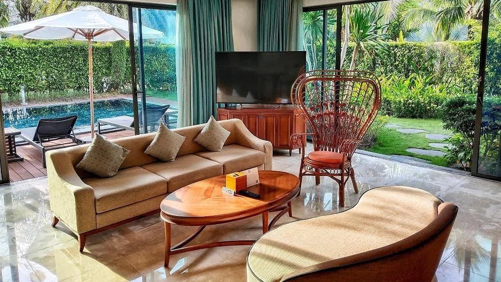 Beachfront resort Bai Truong