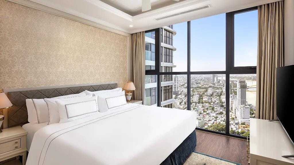 Meliá Vinpearl Danang Riverfront