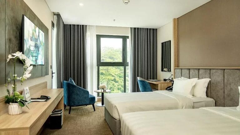 5-star hotel near Ha Long Cruise Port