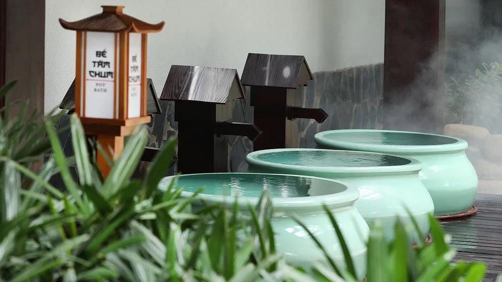 Yoko Onsen Quang Hanh