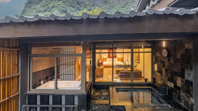 Yoko Onsen Quang Hanh