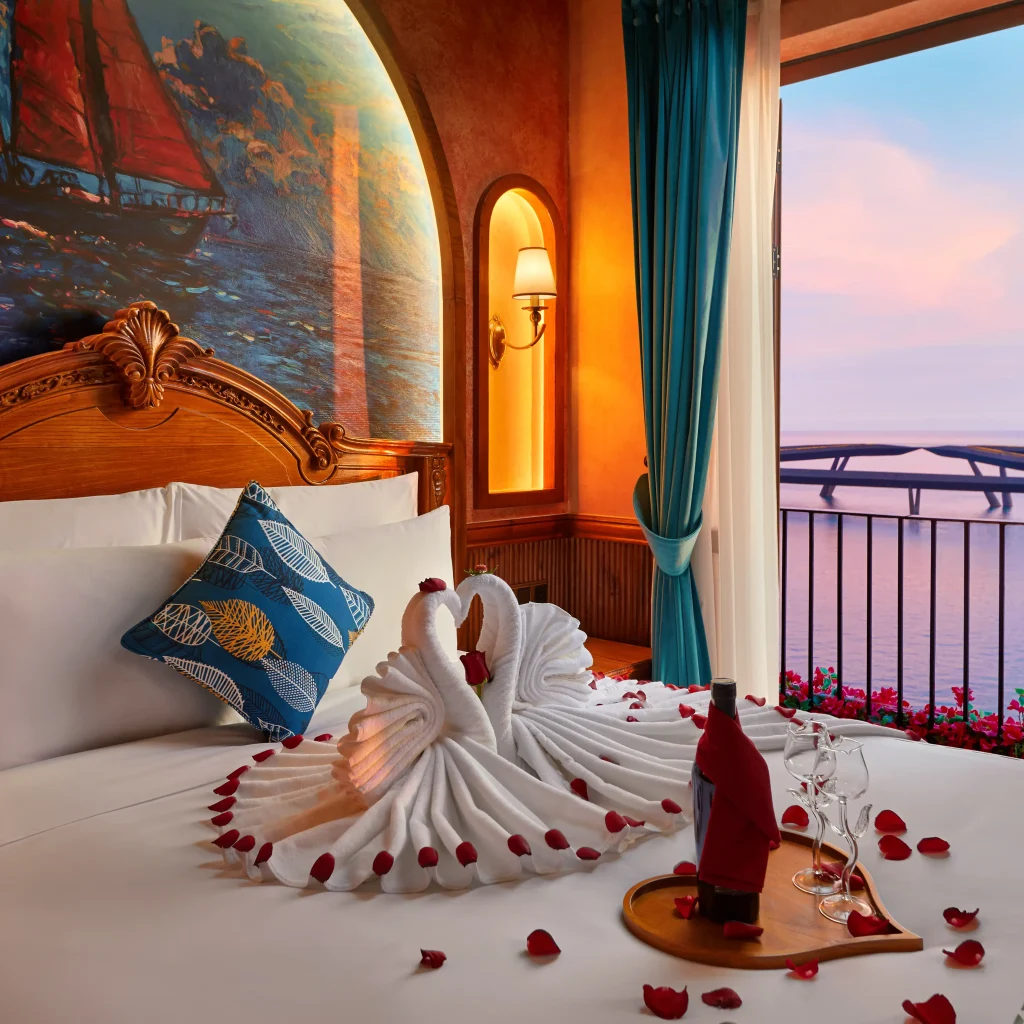 Hotels near Kiss Bridge Vietnam