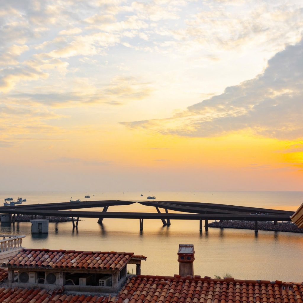 Boutique hotel near Kiss of the Sea