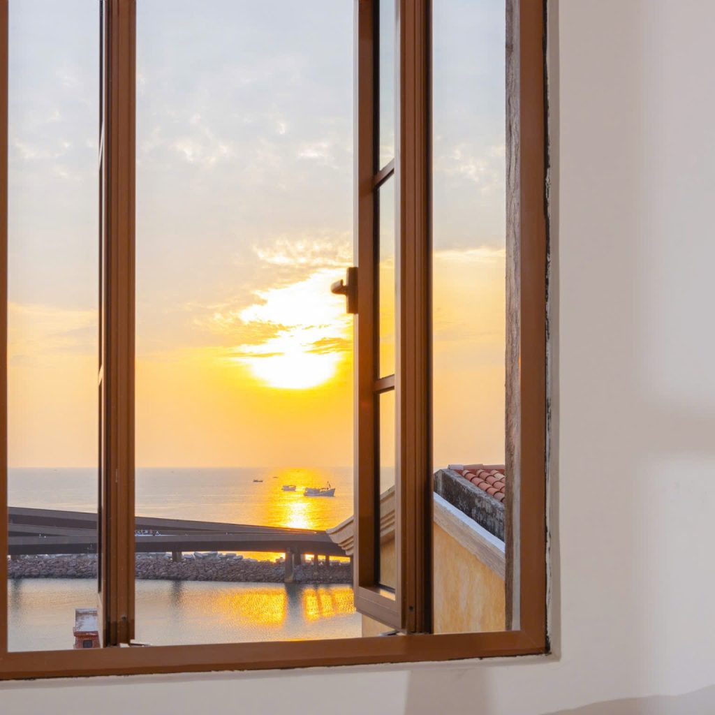 Boutique hotel near Kiss of the Sea