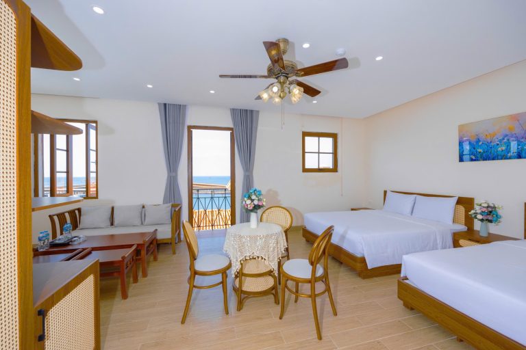 Best sunset view hotels Phu QuocSentina Hotel in Sunset Town, Phú Quốc. Located at 16 Venice Street, we offer elegant rooms and easy access to top attractions. Book your stay for an unforgettable Mediterranean-style experience in An Giang, Vietnam.
