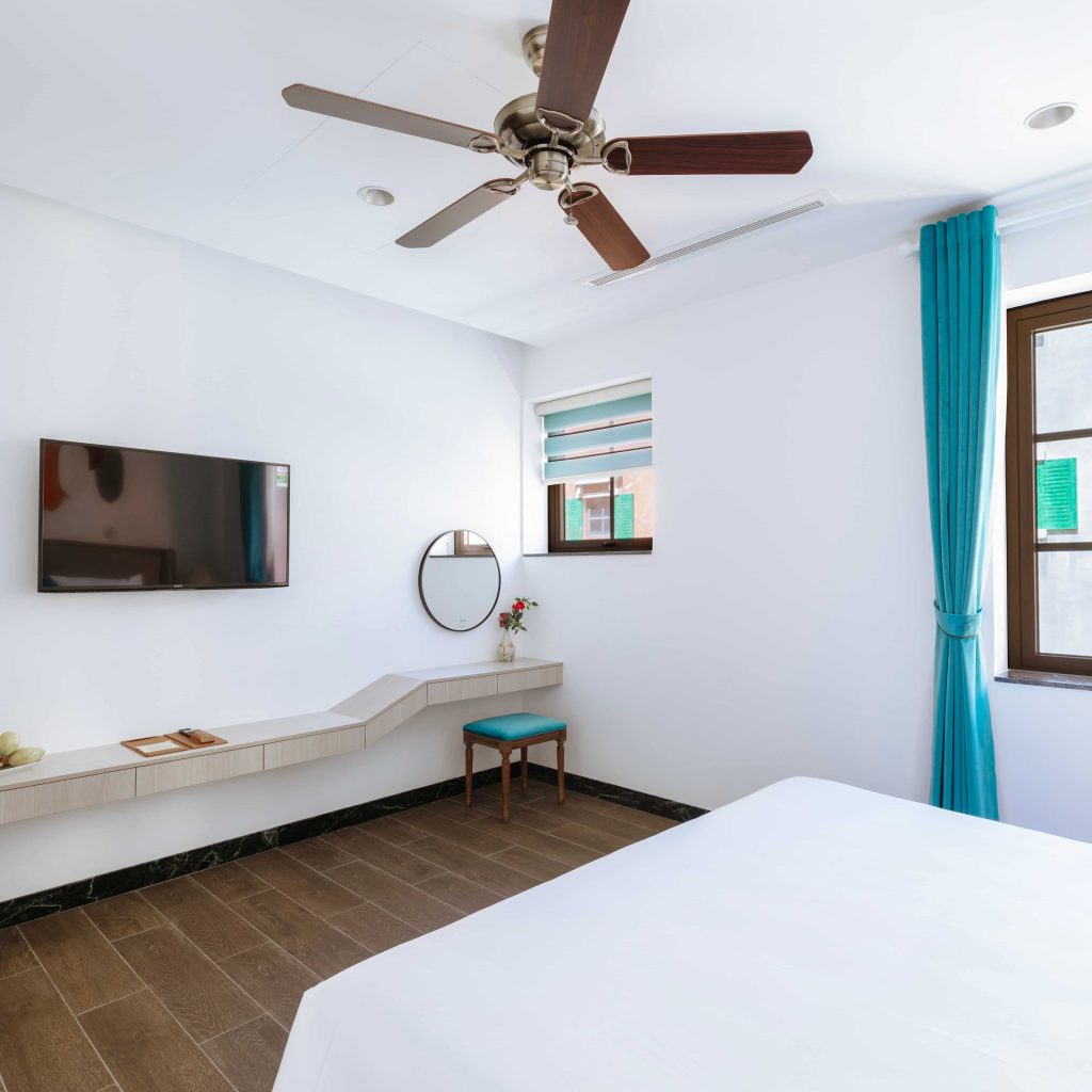 Sunset Town Phu Quoc hotels