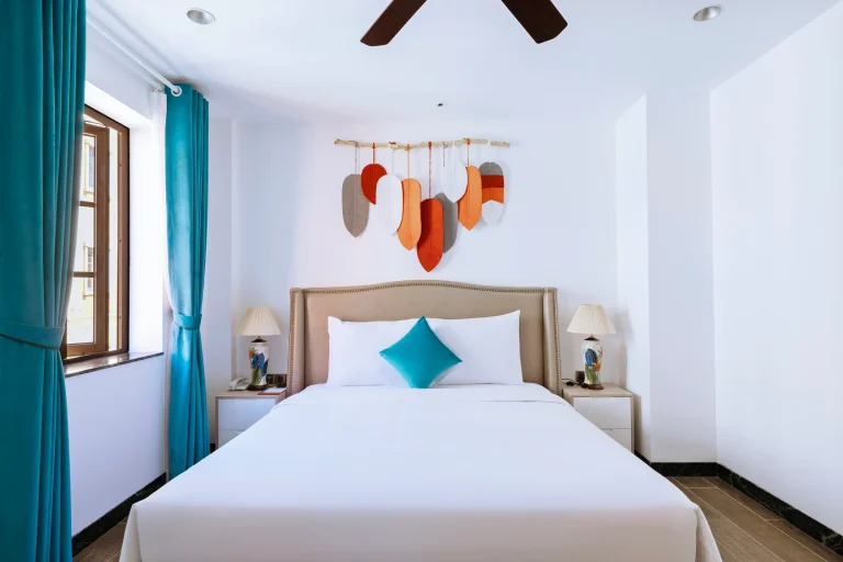 Sunset Town Phu Quoc hotels