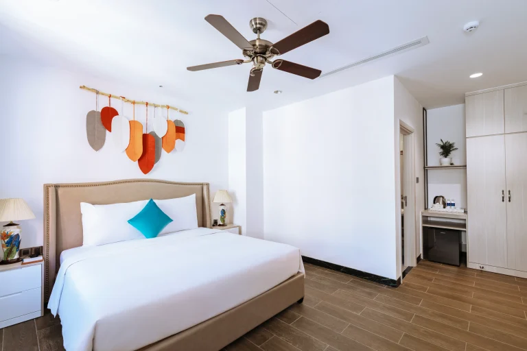 Sunset Town Phu Quoc hotels