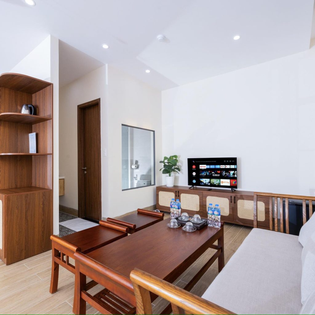 Boutique hotel near Kiss of the Sea